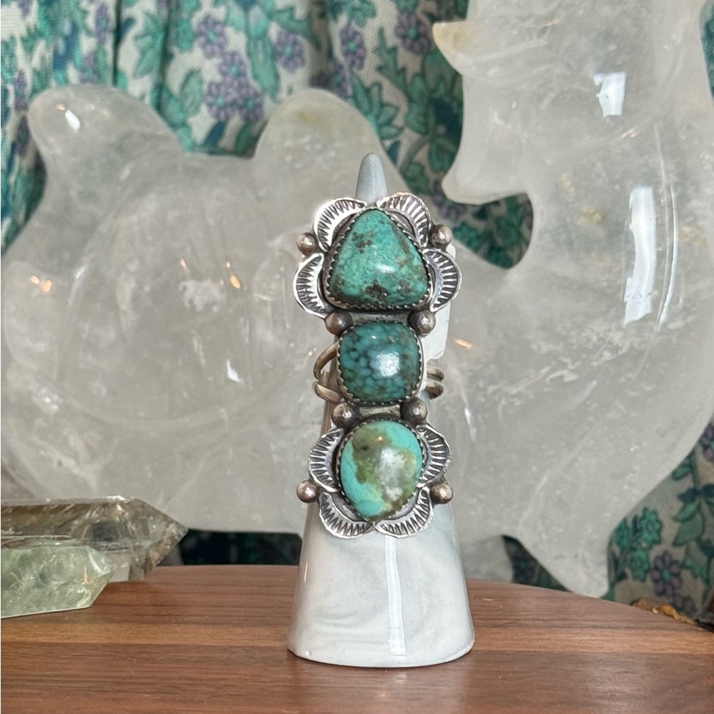 NWT Navajo Handmade Tia Long 3 Stone Ring